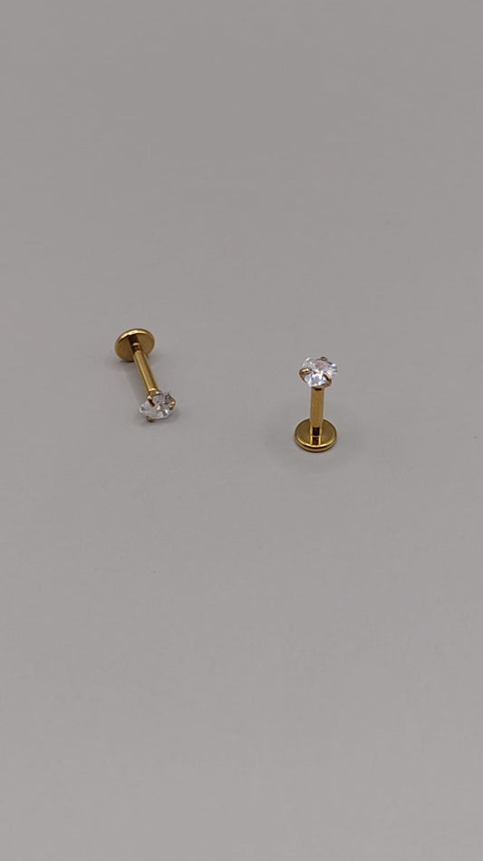 Piercing mini corazón dorado