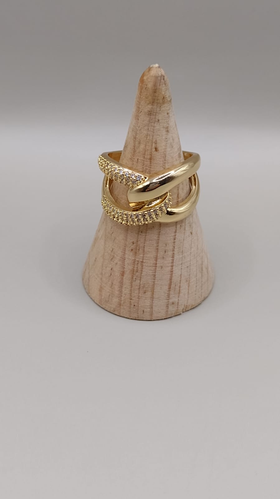 Anillo fiel dorado