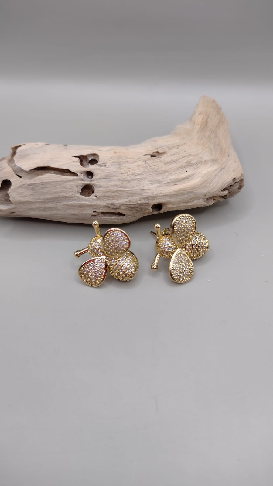 Aretes abejas