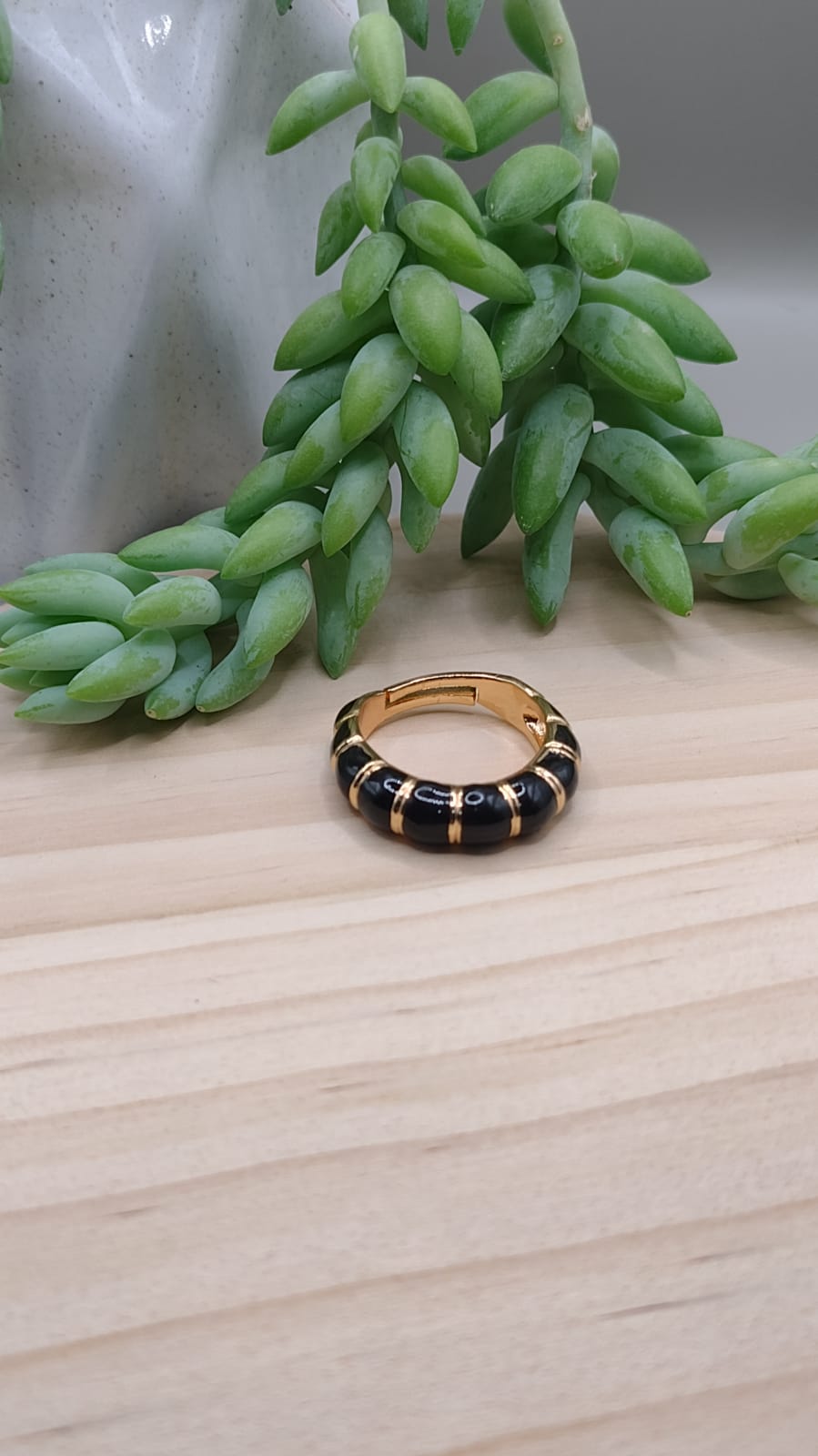 Anillo boho negro